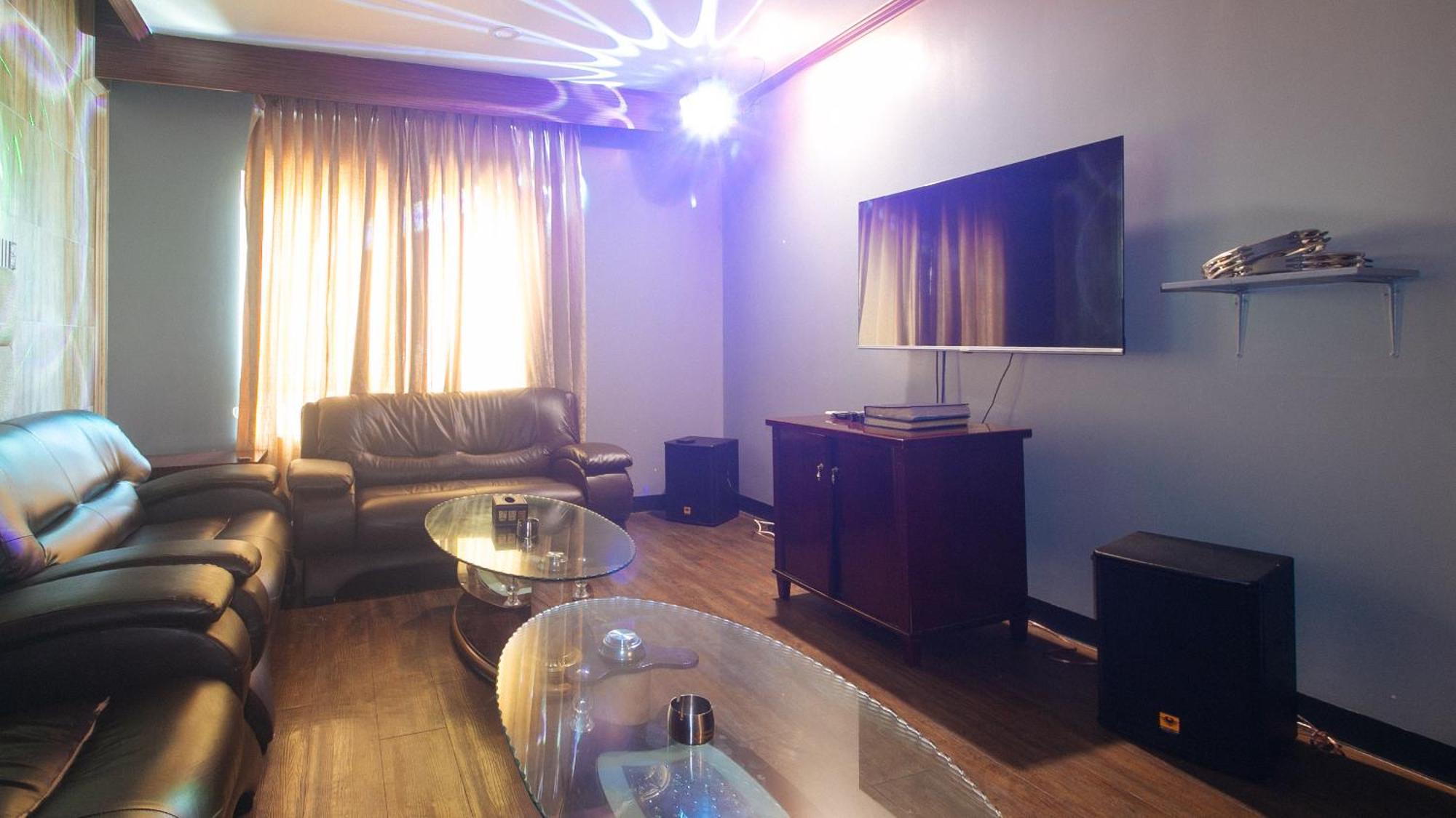 Reddoorz Premium At Jjimjbang Hotel Spa Manila Esterno foto