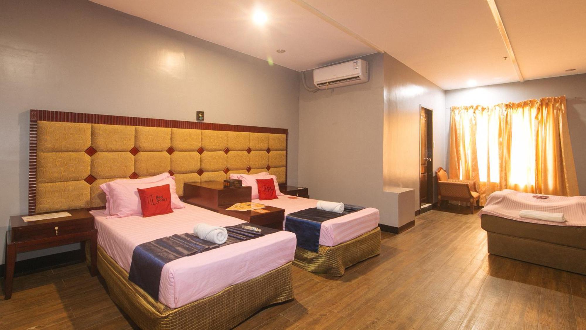 Reddoorz Premium At Jjimjbang Hotel Spa Manila Esterno foto